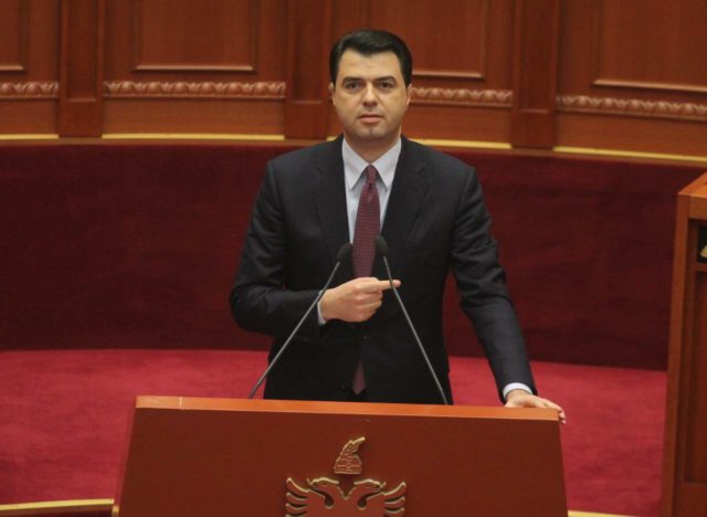 Lulzim BAsha, kuvend1