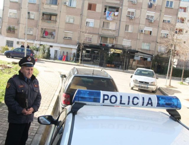 Tirane, plagosja selite2