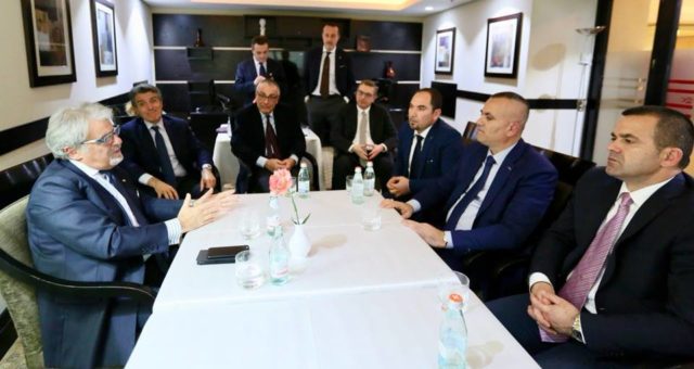 ardi veliu me italianet