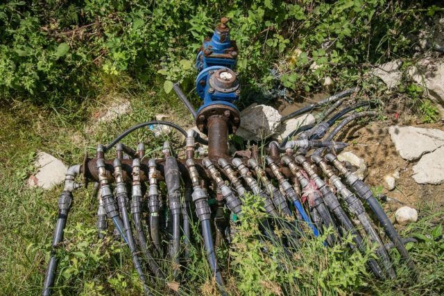 uji lidhje te paligjshme