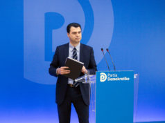 VIDEO/ Basha i përgjigjet Xhafajt: Për kokainën e Durrësit, ndiq gjurmët e Edit dhe Olsit