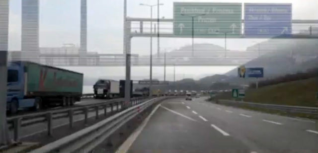 kamionet-rruga-e-kombit