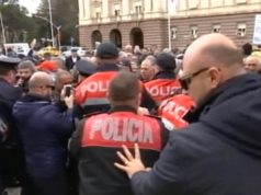 FOTO GALERI/ Protesta para Kryeministrisë, minatorët përplasen me policinë