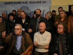 Aktorët, debat për “teatrin e kullave”, kundër PPP