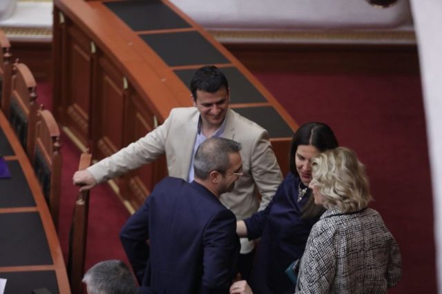 Saimir Tahiri - Mimi Kodheli - Mirela Kumbaro