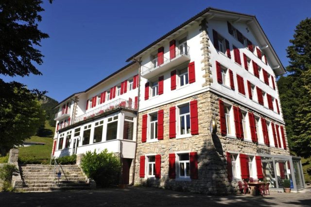 remote.adjust.rotate=0&remote.size.w=1200&remote.size.h=798&local.crop.h=798&local.crop.w=1200&local.crop.x=0&local