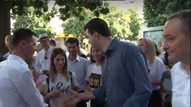 33399178_1789778651044072_1867263871186632704_n