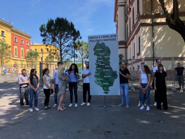 harta e fmailjeve mafioze1