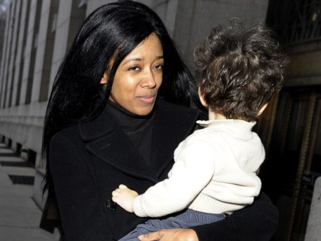 stephanie-adams-playboy-model-01-spl-jc-180518_hpMain_4x3_992