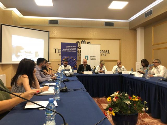 7F6CAD6B-D8C3-408D-AF1A-11B35837FF58