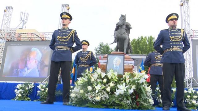 auto_87C1E158-0062-43A0-BC6B-31DAE91F7EAD_cx2_cy0_cw95_w1023_r1_s1532786217