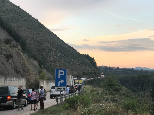 2b44713b-b524-415e-b296-72c031897237