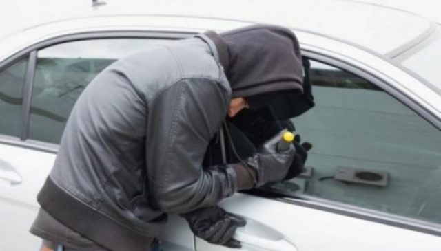 6FFC59DE-BB8F-4DA8-A8D2-A09E11E001EC