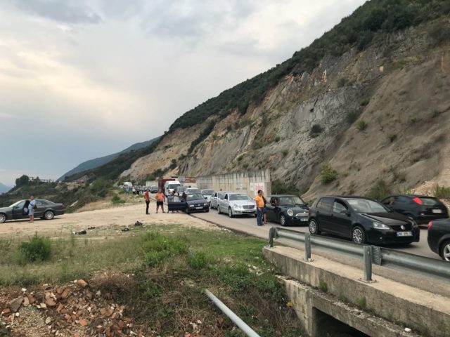 dd57ff16-1db0-403f-a6c4-8607effa8631