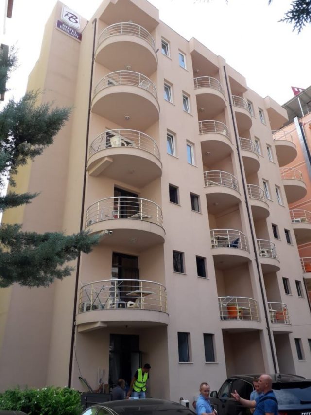 hotel brilant shengjin