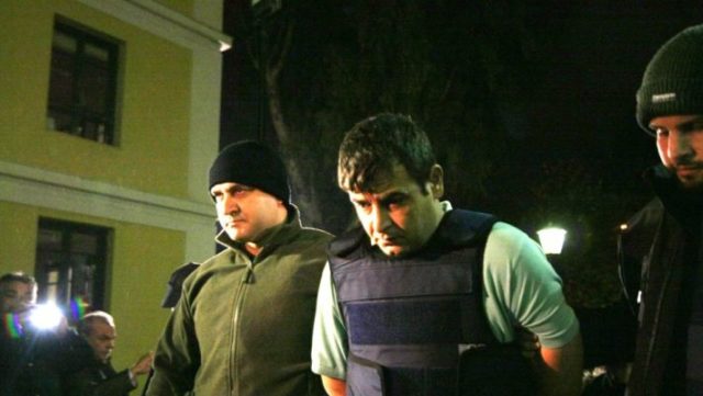 bako-alvanos-dolofonia-710x401