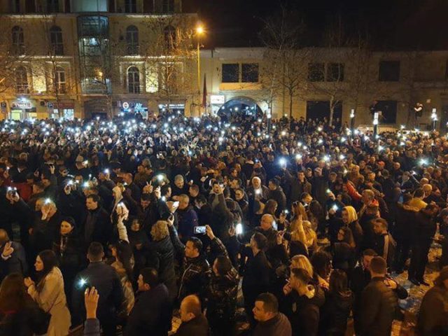 53243872_10217737836339737_7854113763987816448_n