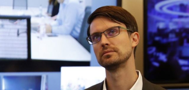 Kreu-i-sigurisë-kibernetike-në-Facebook-Nathaniel-Gleicher-933x445