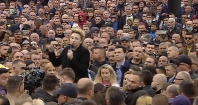 erisa xhixho protesta