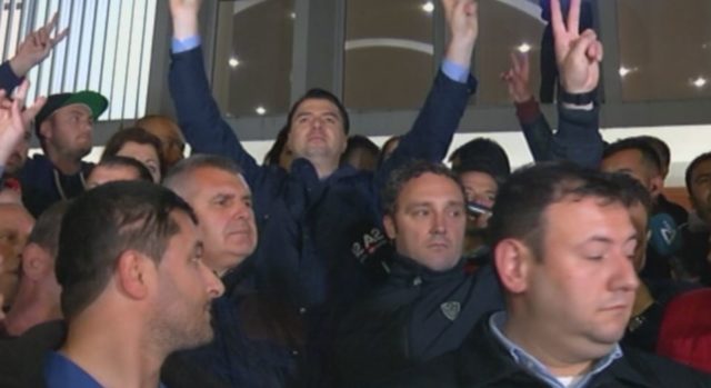 basha ne fund te mitingut