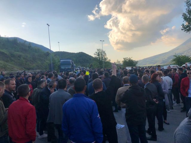 1C8C860C-D44A-41AA-A94C-CC49B599002E