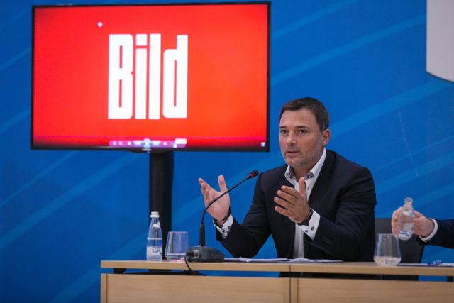 83e61fe6-ae99-4d3a-a093-8d0373d37a51