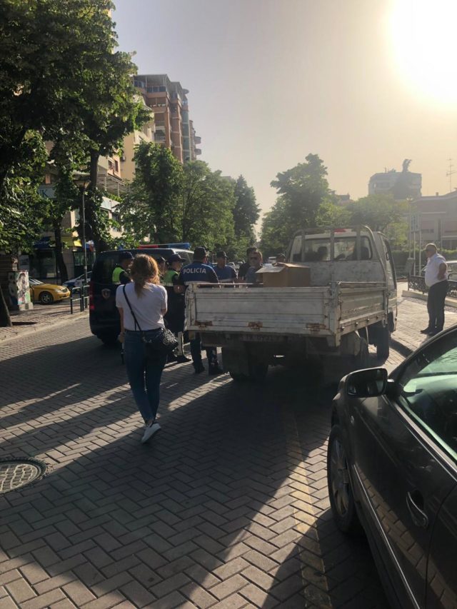 9C3EB1B9-9BC6-47E6-89BF-B49F4BFE6F97