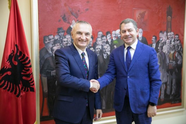 AB287CA8-E1B1-4DF9-A97D-51D1F1909F64