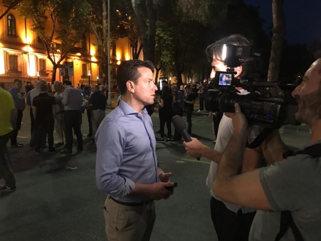 EA158CB9-3FBE-4535-B13E-D551706E27FC