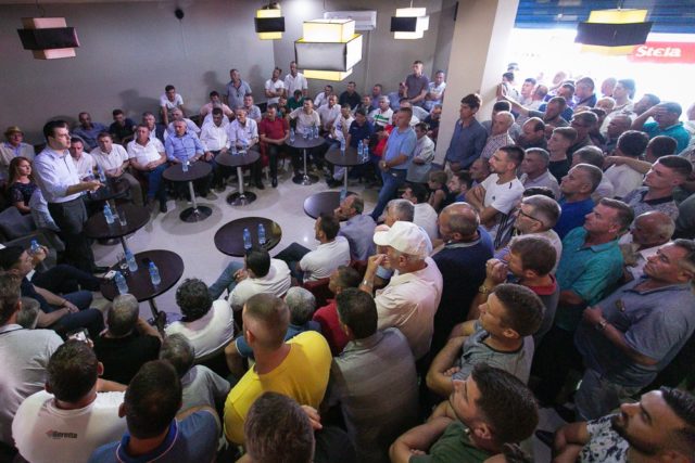 B3BF4346-B89E-4665-8558-E9AC1FA15F76