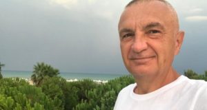 Meta, mesazh te koduar Kryeministrit Rama: Deti eshte zgjuar nervoz sot…