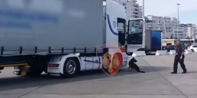 48D4BD25-D648-4ED9-A5E6-6E2498EEE4A8