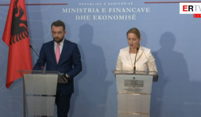 9E644E72-BCC4-47FA-A638-9B782A5E5DAC