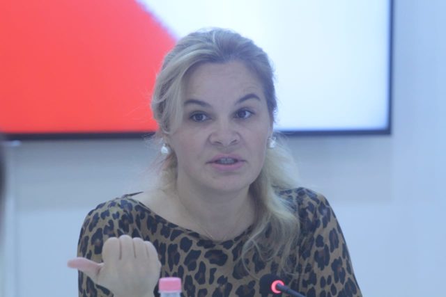 1A09F708-EEFB-47A7-A932-59A0033A9158