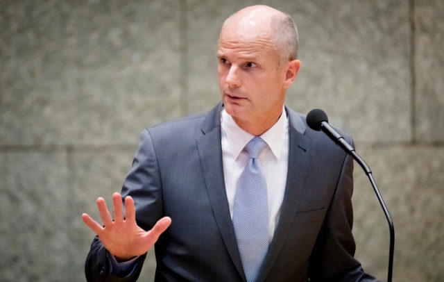 4F60E679-D047-4D73-99CB-7B9D6F3BF220