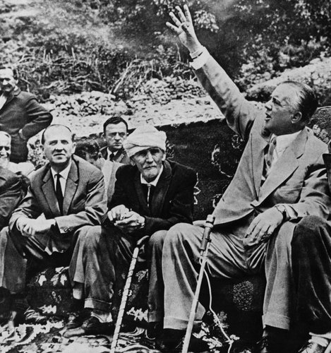 8BE7B59D-4B08-49F0-84A2-4CF1547674EC