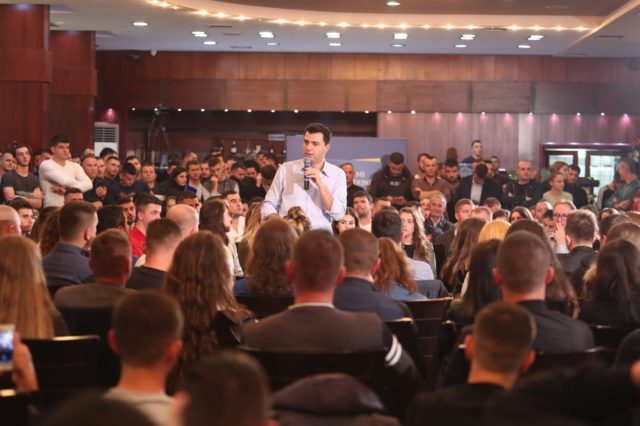 6BE756E2-2014-4E92-AF2E-A5043468C8CF