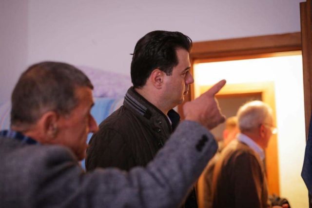 0CD0496C-3276-481F-8716-93192D4E8030