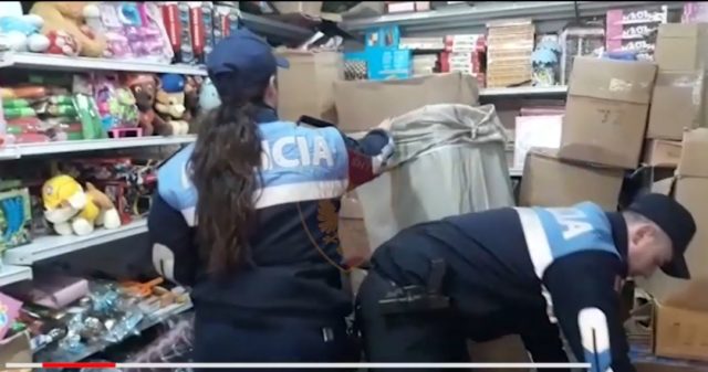 277FECF2-4DDD-4000-92B0-5E8E228397E6