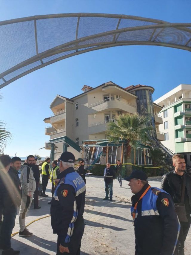 710E947E-3734-4A5F-8FB9-723E260522E3