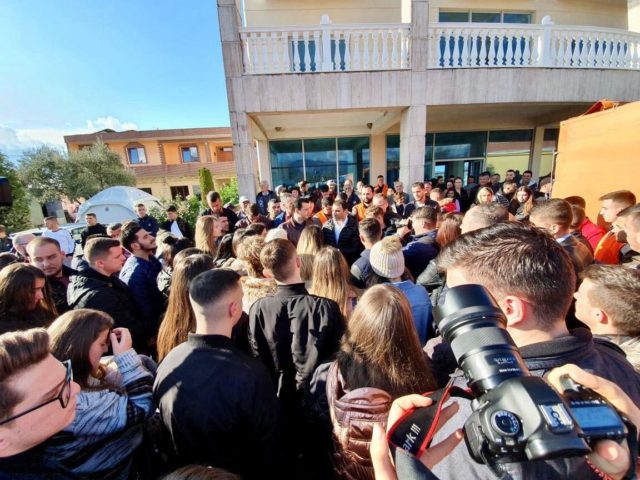 B263B526-C211-40A0-8E26-D39760A273D0