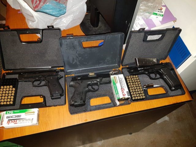 D2BF0893-DA97-404B-90E7-0C8DA736799C