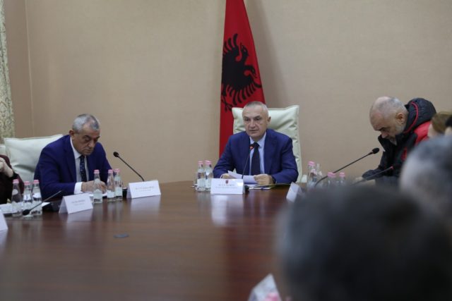 meta-rama-b067-4887-98c1-0cb94284a441