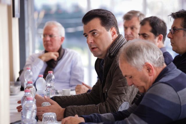 234E2643-6948-4BF7-B2C1-1F9A76C8B2BA