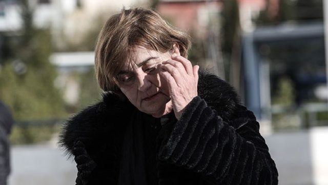 7F99F2B2-0713-44D9-BF4D-9B546D01AFCD