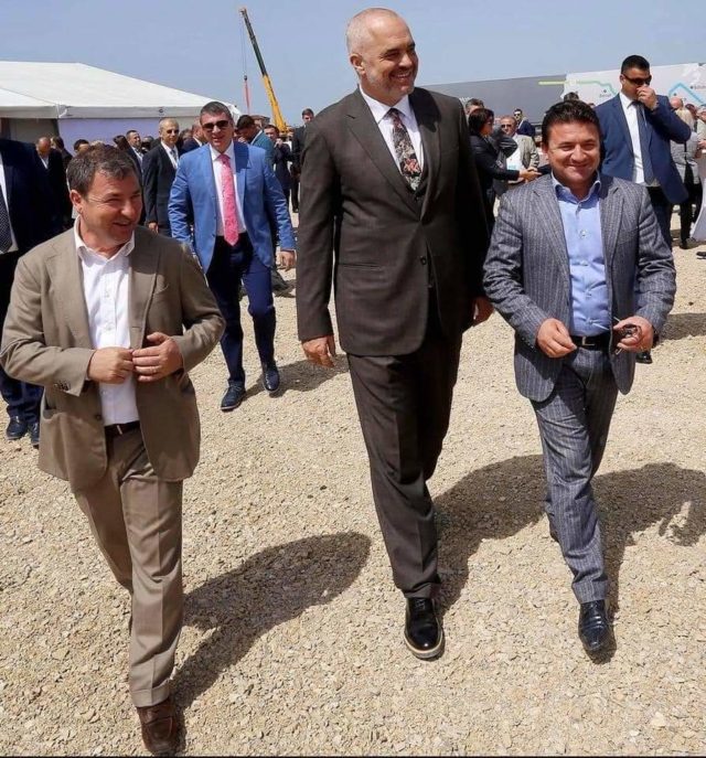 E1590FEE-7CDA-4F54-A1BA-D2B5113F9DD9