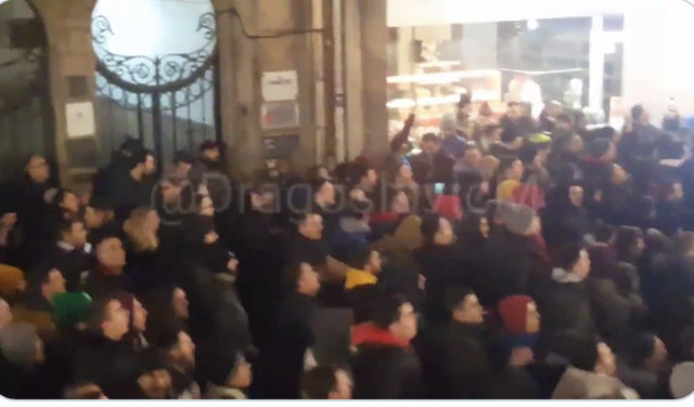 F378323D-91F0-4008-B815-E07BE16FEFC4