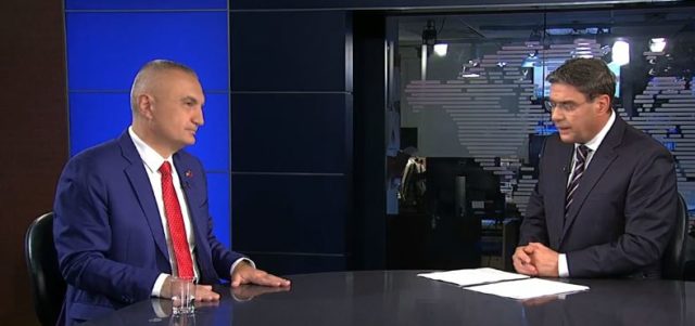 28C9AA48-ECCA-4E7F-8456-B780525C21F4