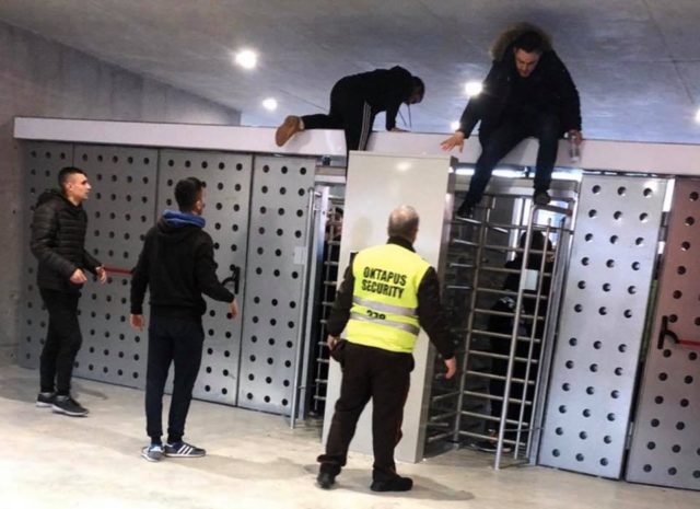 7B460432-4D26-44F1-9CF8-1EE07B2AD75E