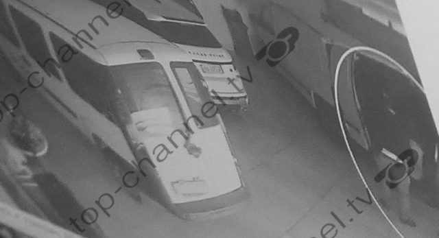 8492D16B-86BD-4ABF-8D30-67E687F6C281